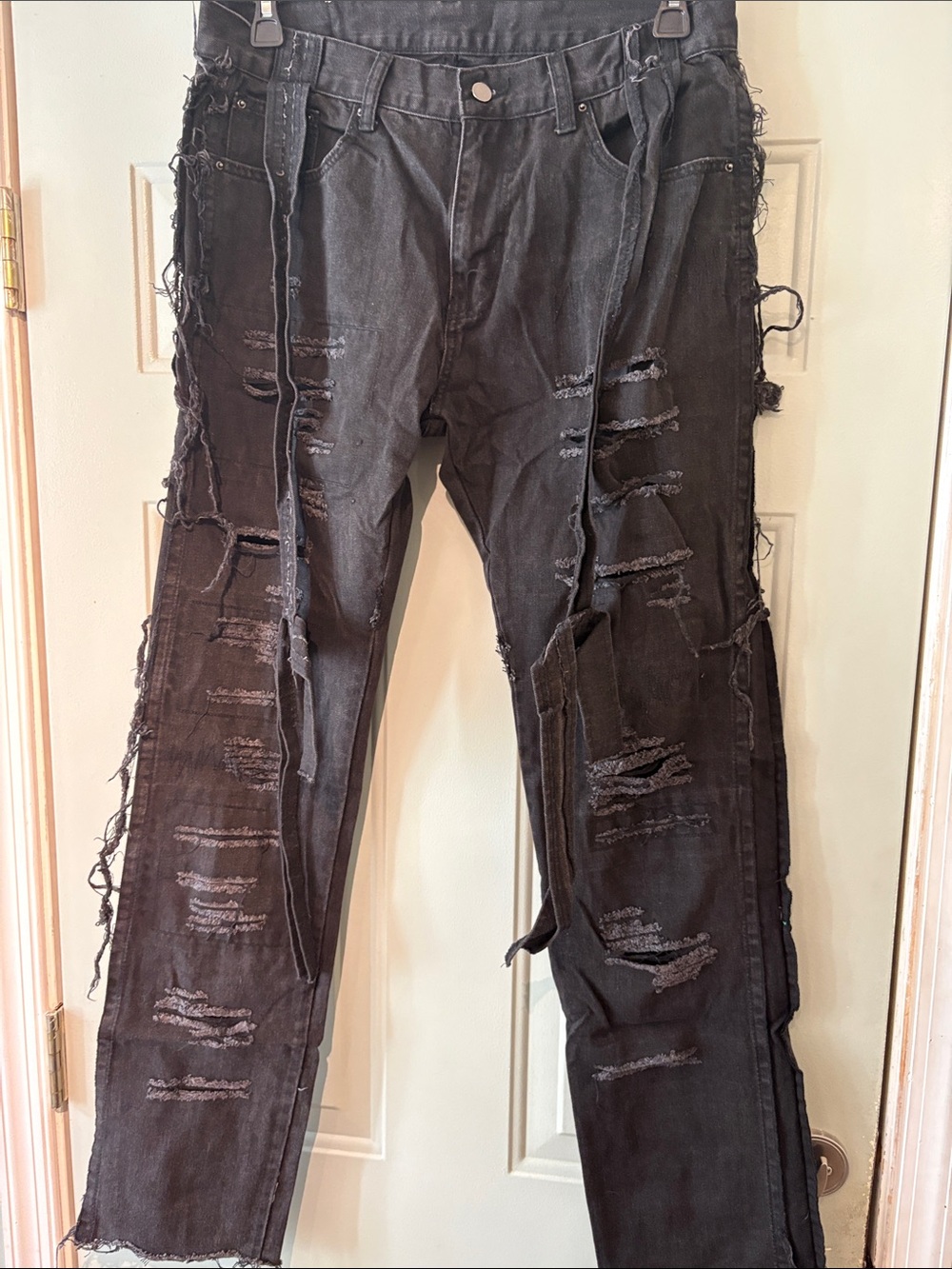 MNML Black Distressed Skinny Jeans